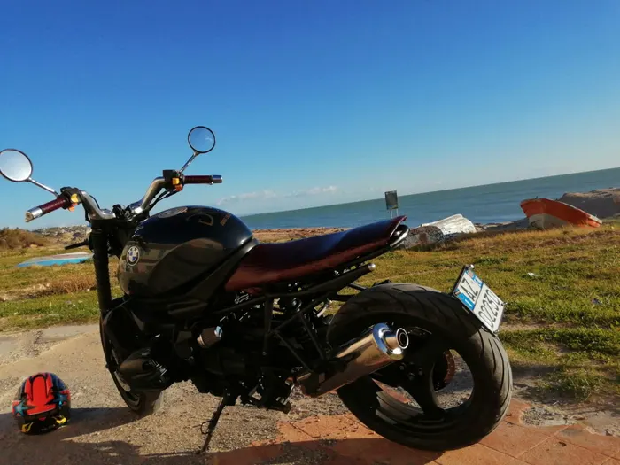 BMW R850R Evolution